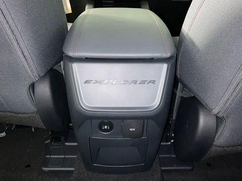 New 2026 Ford Explorer Active RWD image 18
