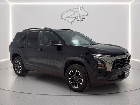 Used 2026 Chevrolet Equinox ACTIV w/ Safety and Technology Package FWD image 7
