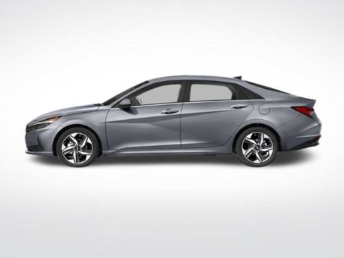 Used 2022 Hyundai Elantra Limited image 7
