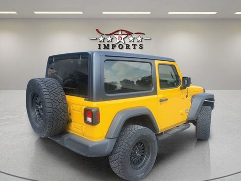 Used 2019 Jeep Wrangler Sport AWD/4WD image 5
