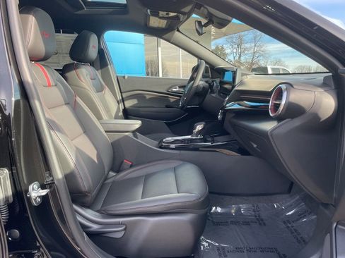 New 2026 Chevrolet Trax RS w/ Sunroof Package image 26