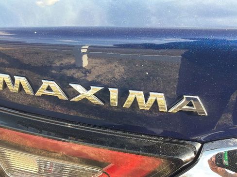 Used 2023 Nissan Maxima SV w/ Floor Mat Group image 9