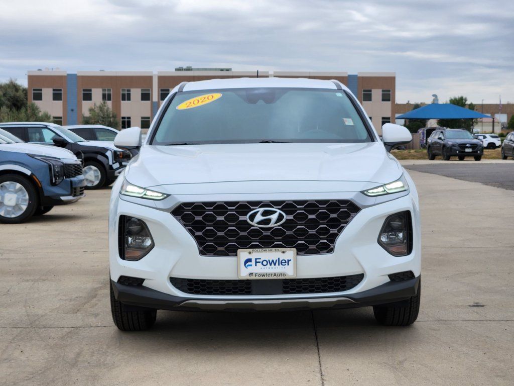 Used 2020 Hyundai Santa Fe SE AWD/4WD image 2