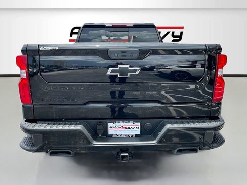 Used 2021 Chevrolet Silverado 1500 LT Trail Boss w/ LT Trail Boss Premium Package AWD/4WD image 6