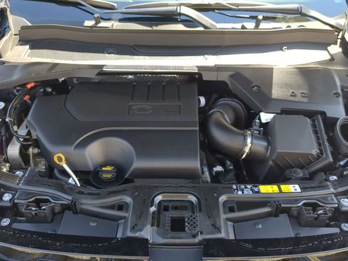 New 2026 Land Rover Discovery Sport Landmark image 14