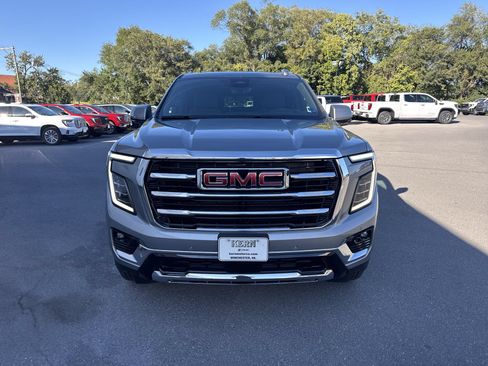 New 2026 GMC Yukon XL Elevation w/ Elevation Premium Package AWD/4WD image 3