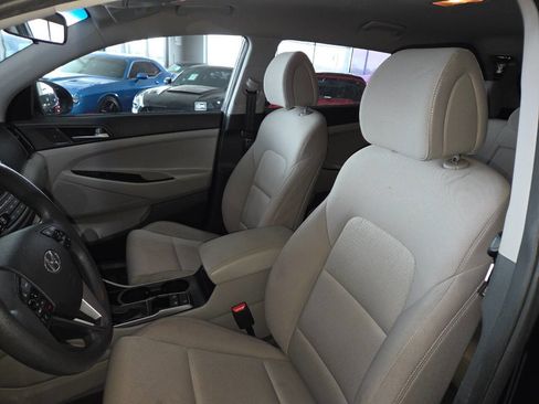 Used 2016 Hyundai Tucson SE w/ Option Group 02 image 16