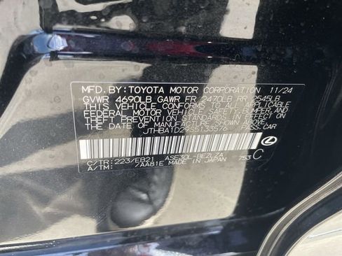 Used 2025 Lexus IS 300 F Sport RWD image 33