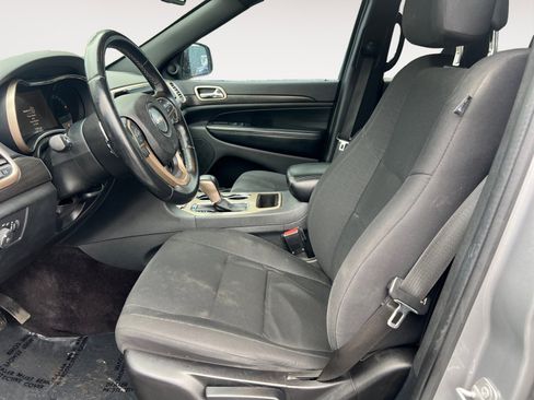 Used 2016 Jeep Grand Cherokee Laredo image 9