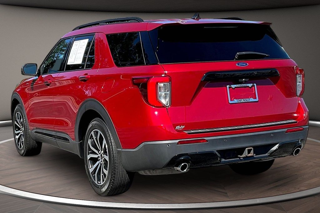 Used 2023 Ford Explorer ST-Line w/ Class IV Trailer Tow Package RWD image 4