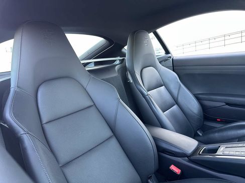 Used 2021 Porsche 718 Cayman S RWD image 16