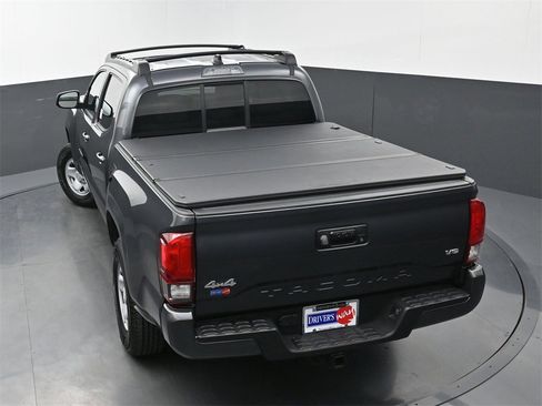 Used 2023 Toyota Tacoma SR image 33