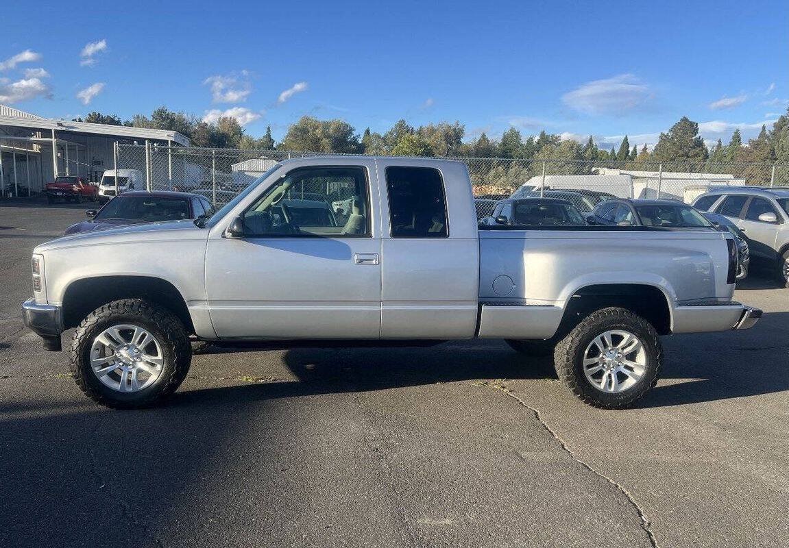 Used 1995 GMC Sierra 1500 4x4 Extended Cab image 2