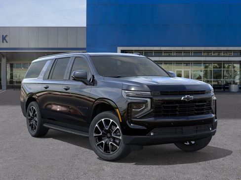 New 2026 Chevrolet Suburban RST w/ Comfort Package AWD/4WD image 7