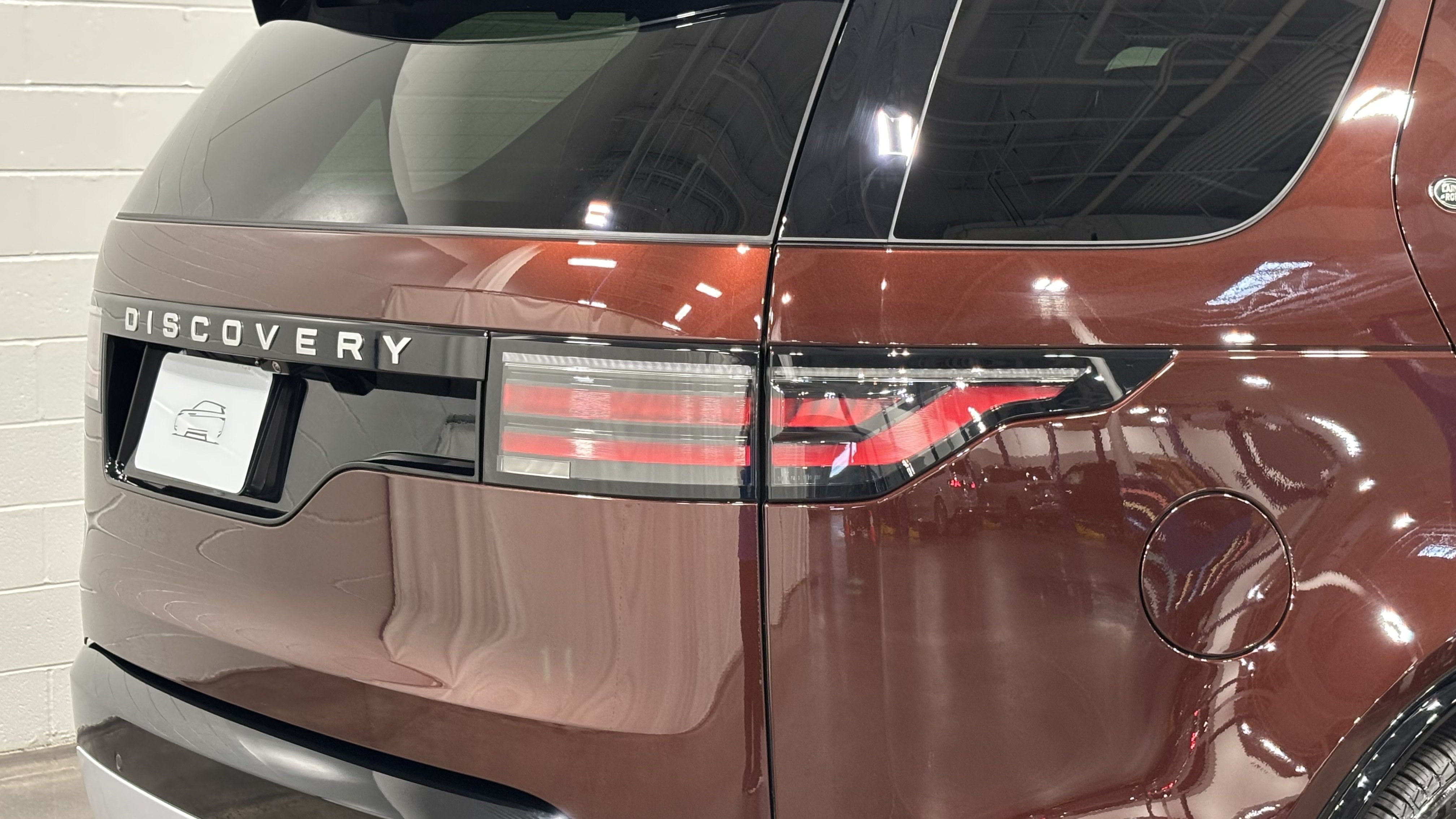 New 2026 Land Rover Discovery Limited Edition AWD/4WD image 18