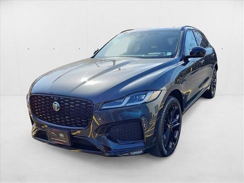 New 2026 Jaguar F-PACE R-Dynamic S image 1