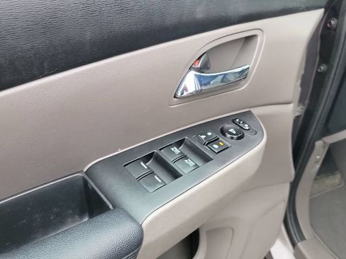 Used 2016 Honda Odyssey SE image 18