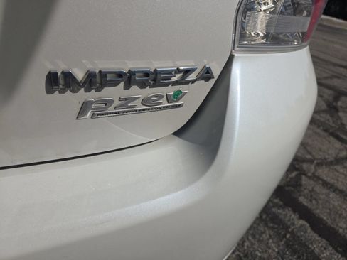Used 2014 Subaru Impreza 2.0i AWD/4WD image 10