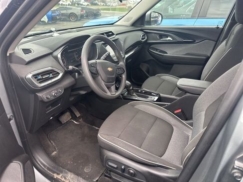 Used 2023 Chevrolet TrailBlazer LT image 6