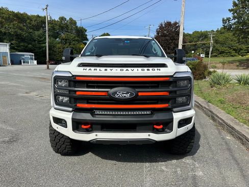 Used 2024 Ford F250 Lariat w/ Lariat Ultimate Package image 11