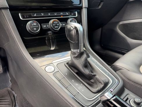 Used 2017 Volkswagen Golf SEL FWD image 60