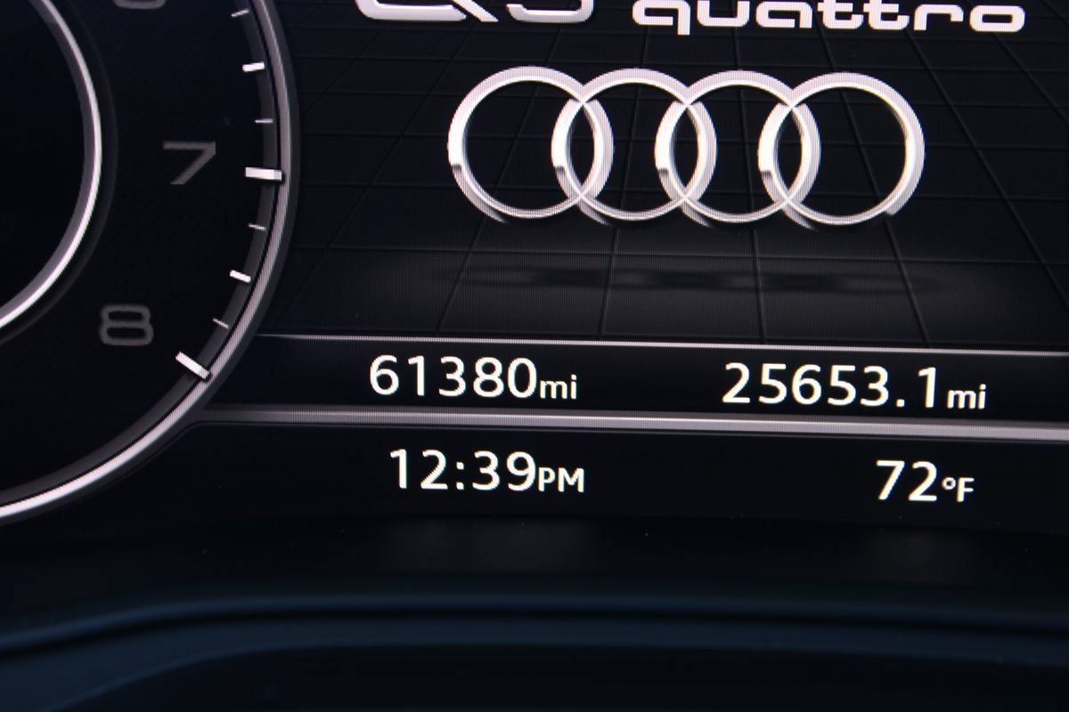 Used 2018 Audi Q5 2.0T Premium Plus w/ Premium Plus Package AWD/4WD image 12