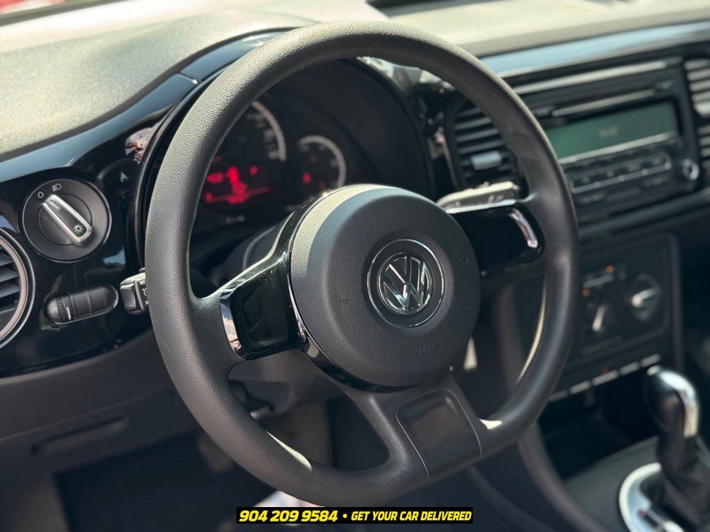 Used 2015 Volkswagen Beetle 1.8T FWD image 15