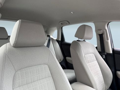 Certified 2023 Honda HR-V LX image 26