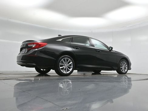 Used 2022 Honda Accord LX image 46