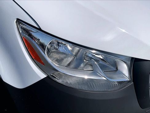 New 2025 Mercedes-Benz Sprinter 2500 image 13
