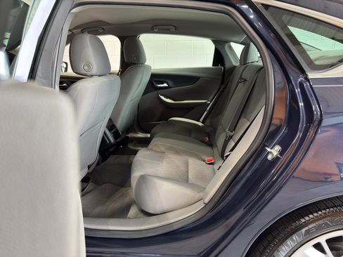 Used 2017 Chevrolet Impala LS FWD image 10