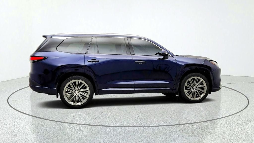 Used 2025 Lexus TX 350 AWD w/ Technology Package image 4