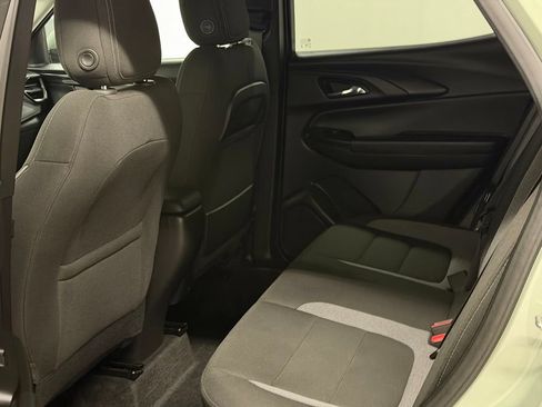 Used 2025 Chevrolet TrailBlazer LT FWD image 20