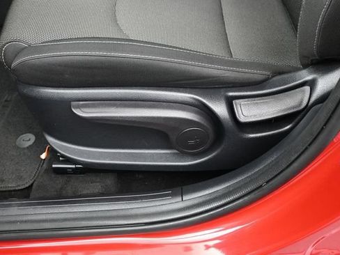 Used 2022 Kia Forte LXS w/ LXS Technology Package FWD image 15