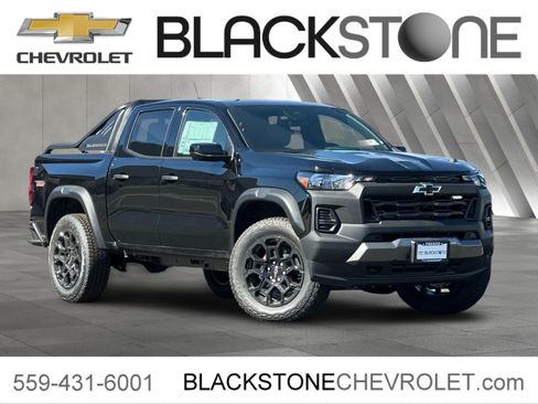 New 2026 Chevrolet Colorado Trail Boss w/ Midnight Edition AWD/4WD image 1