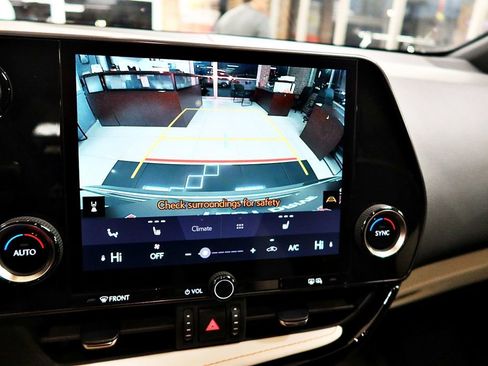 Used 2024 Lexus NX 250 FWD image 17