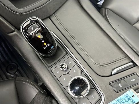 Used 2024 Cadillac XT6 Sport w/ LPO, ONYX Package image 16