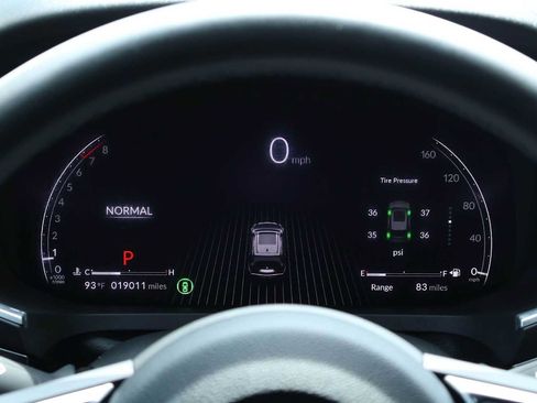 Certified 2024 Acura MDX FWD w/ Technology Package image 18