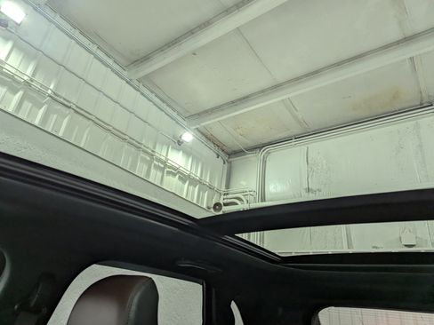 Used 2020 Ford Edge Titanium w/ Equipment Group 301A AWD/4WD image 29
