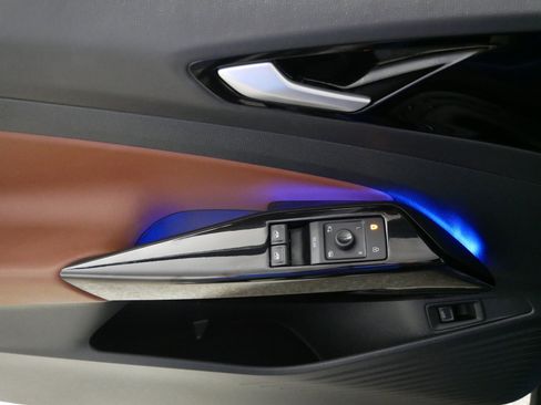 Used 2022 Volkswagen ID.4 Pro S w/ Gradient Package image 19