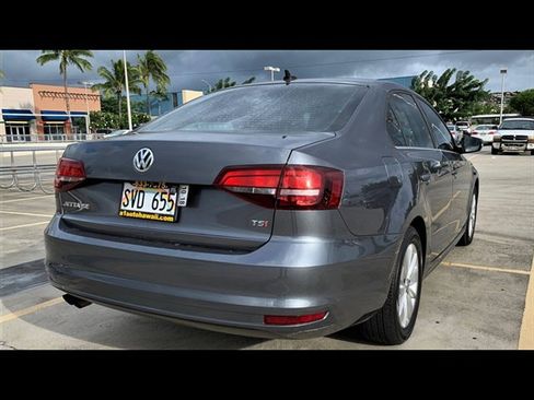Used 2016 Volkswagen Jetta SE FWD image 5