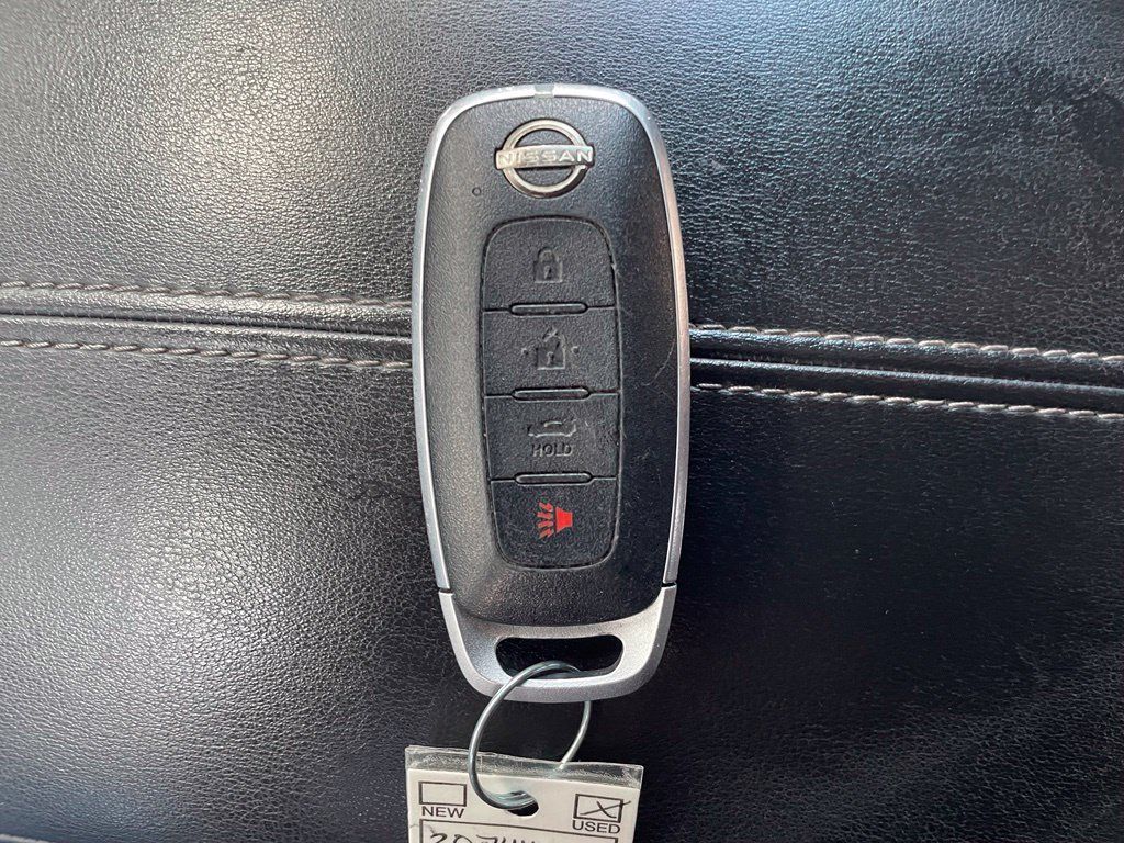 Certified 2025 Nissan Sentra SV FWD image 18