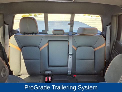Used 2023 GMC Canyon AT4 w/ AT4 Premium Package AWD/4WD image 32