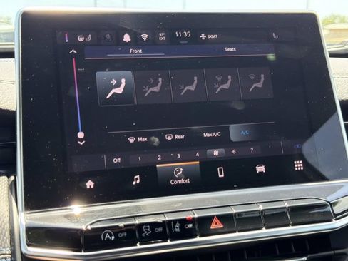 New 2026 Jeep Compass Latitude AWD/4WD image 36