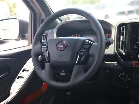 New 2026 Nissan Frontier PRO-4X w/ Pro-4x Convenience Package AWD/4WD image 22