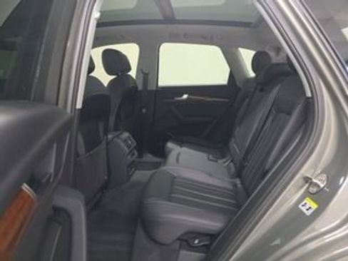 Used 2023 Audi Q5 2.0T Premium Plus AWD/4WD image 8