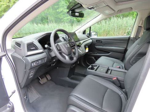 New 2026 Honda Odyssey EX-L image 2