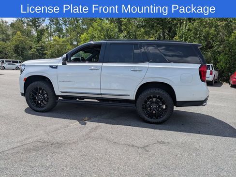 Used 2024 GMC Yukon Denali Ultimate AWD/4WD image 7