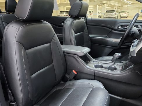 Used 2019 GMC Acadia SLT image 24