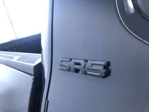 New 2025 Toyota Tacoma SR5 image 9